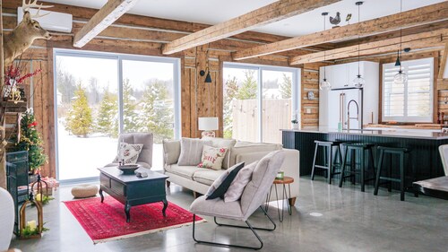 Chaleureuse Maison au Lac-brome