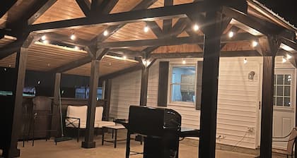 Mountaintop Cottage