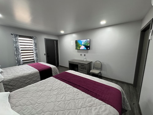 REL-X INN