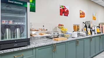 Free daily breakfast