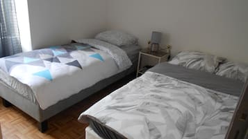 1 habitación y ropa de cama