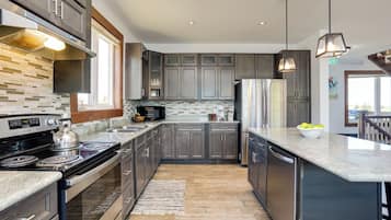 Premium Chalet, Mountain View | Private kitchen | Full-sized fridge, microwave, oven, stovetop
