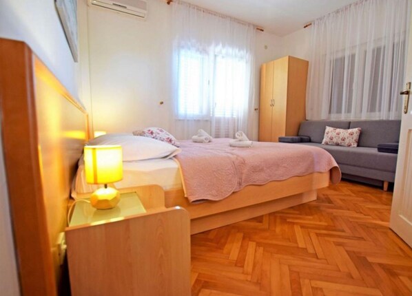 1 Schlafzimmer, WLAN, Bettwäsche