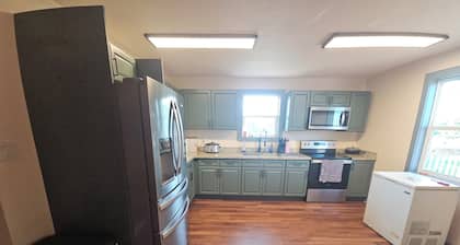 The LA. Lodge Charming 2 Bedroom Fishing/Hunting Camp in Venice, La.