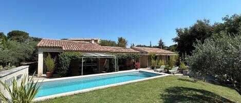 Piscine extérieure