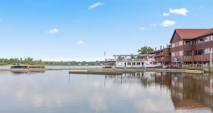 The Lodges at Breezy Point