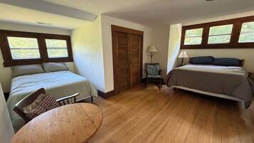 3 sovrum, strykjÀrn/strykbrÀda, wi-fi och sÀngklÀder