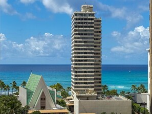 Exterior - Bright 1BR Ocean-View Retreat • Walk to Beach • Free Parking (Honolulu)