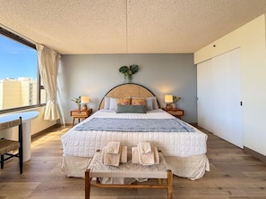 1 habitación, tabla de planchar con plancha, wifi y ropa de cama 