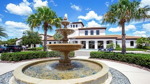 Property grounds - Luxurious 6BR Home with Pool, BBQ & Game Room – Ideal for Family Getaways! (Kissimmee)