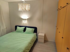 Family House, 3 Bedrooms, Garden View | Premium bedding, bed sheets