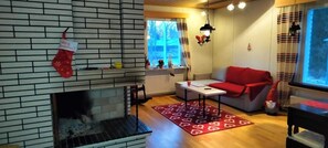 Familie huis, 3 slaapkamers, uitzicht op tuin | Woonruimte | Boeken