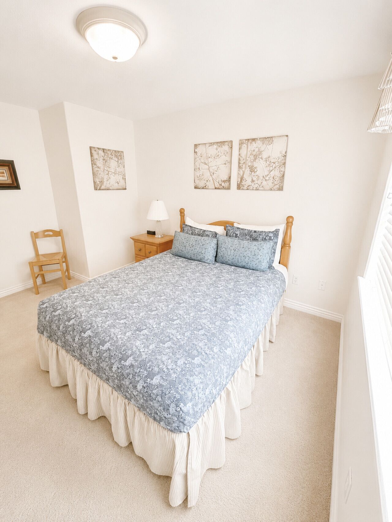 3 bedrooms, travel crib, free WiFi, bed sheets