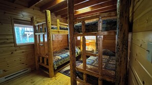 4 Schlafzimmer, Bügeleisen/Bügelbrett, WLAN, Bettwäsche