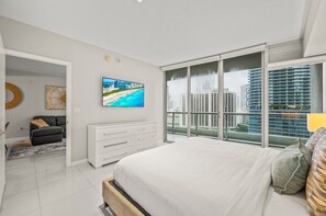 1 bedroom, desk, iron/ironing board, WiFi