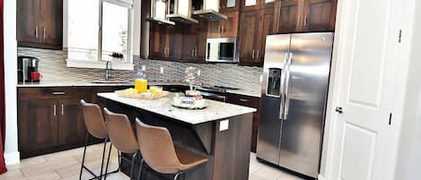 Luksushus, fjellutsikt | Eget kjøkken | Kjøleskap, mikrobølgeovn, ovn og kokeplater