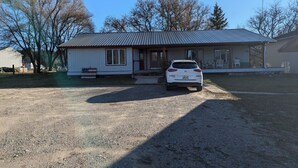 Exterior - Enjoy the natural splendor and outdoor thrills in the quaint town of Lupton, MI. (Lupton)