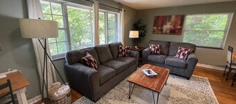 Don's North Hills · Mid-Century Rancher in Historic North Hills