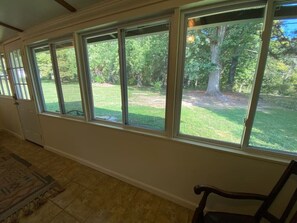 Interior - Quirky Guest Cottage (Strawberry Plains)