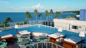 Apartment | Outdoor dining