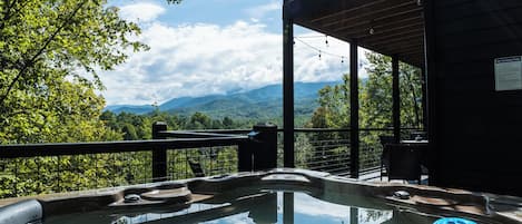 Bain à remous extérieur