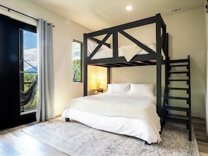 2 bedrooms, iron/ironing board, travel crib, free WiFi