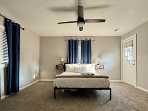 3 Schlafzimmer, Bügeleisen/Bügelbrett, WLAN, Bettwäsche