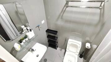 Condo, vista para a cidade | Banheiro