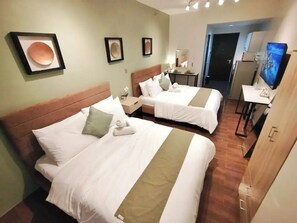 Condo, vista a la ciudad | 1 habitación, tabla de planchar con plancha y wifi gratis 