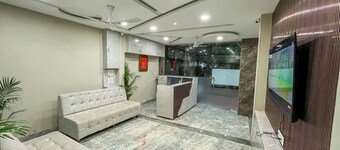 Hotel kamari Inn