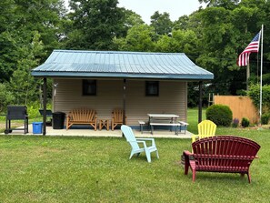 屋外ダイニングエリア