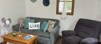 "Beachy Bungalow" cottage in  Harbor Beach - Perfect getaway spot