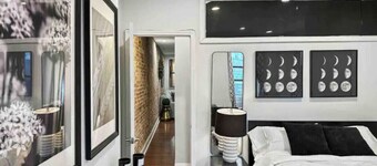 NYC XL 3 bedroom 4 bed Brownstone Gem !