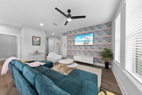 Smart TV, offices