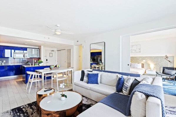 Télévision, chaîne hi-fi