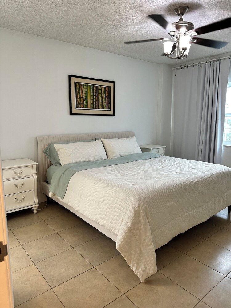 Ocean side 2 bedroom Condo in Satellite Beach FL. Near S Patrick Space