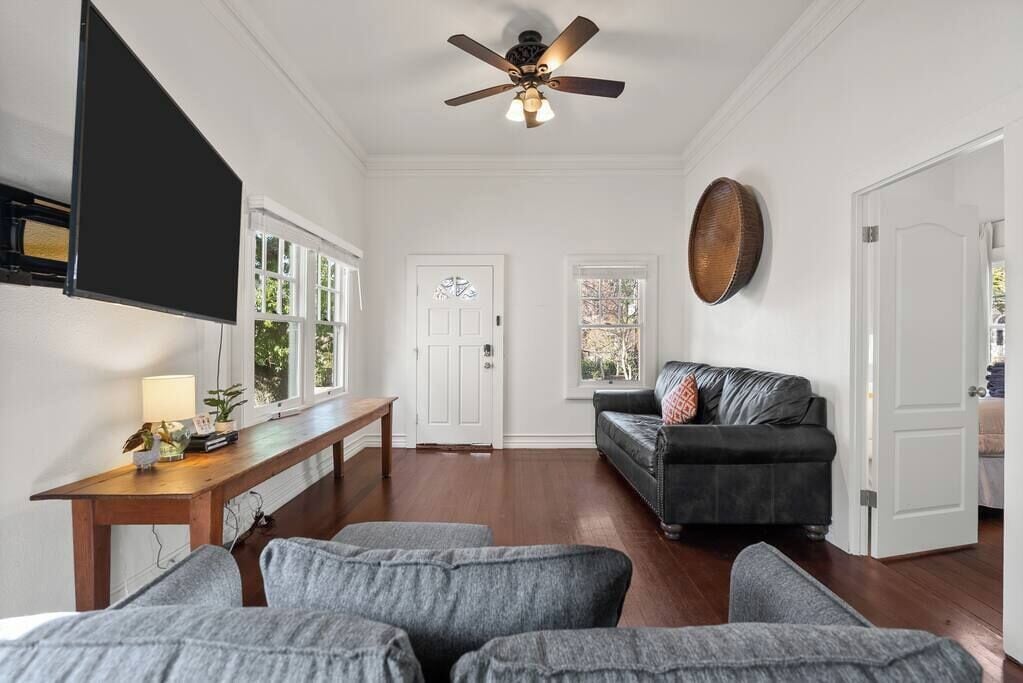Hot Tub | Prime Dwtn Napa | 3 Bed | 2 Bath - Napa, CA