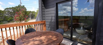 Modern A-Frame Getaway w/Hot Tub