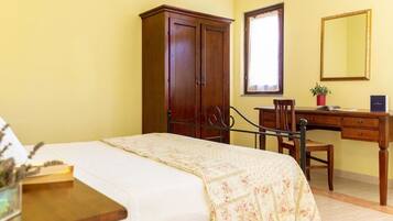 1 Schlafzimmer, Zimmersafe, WLAN, Bettwäsche