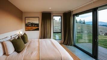 Luxury House, Mountain View | 2 bedrooms, iron/ironing board, free WiFi