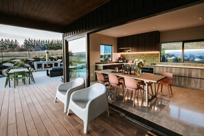 Luxury House, Mountain View | Private kitchen