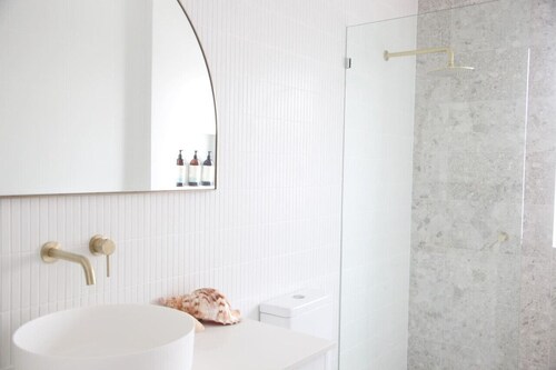 Luxe Light & Bright Unit - Margaret River