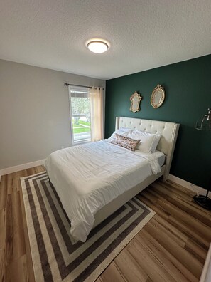 3 Schlafzimmer, Bügeleisen/Bügelbrett, WLAN, Bettwäsche