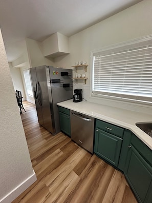 Microwave, oven, stovetop, dishwasher