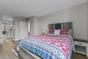 2 chambres, fer et planche à repasser, Wi-Fi, literie fournie