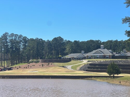 Beautiful Lakefront home with Pool in Savannah Lakes Village on Lake Thurmond.