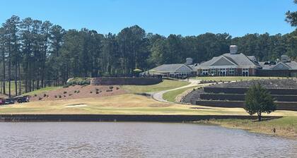 Beautiful Lakefront home with Pool in Savannah Lakes Village on Lake Thurmond.