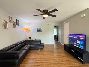 Uklassifisert bilde, 4 av 13, knapp