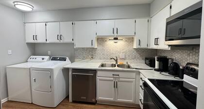 2-bedroom townhome for 6 guests