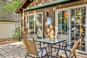 Khu ẩm thực ngoài trời